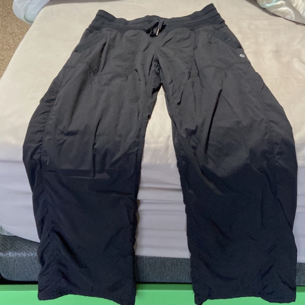 Lululemon lined studio pant black size 8